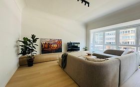Renovated Apartment With Casino View And Free Parking